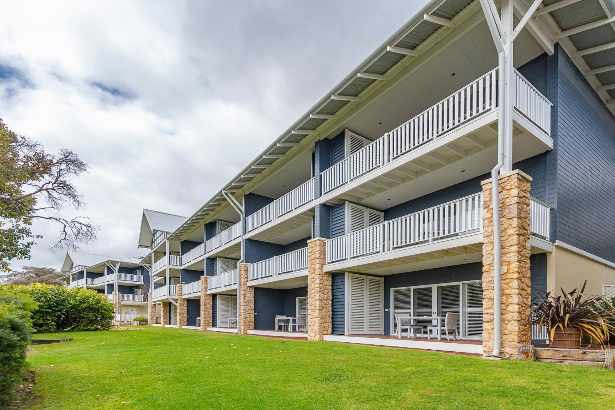Caves House Hotel & Apartments Yallingup Esterno foto