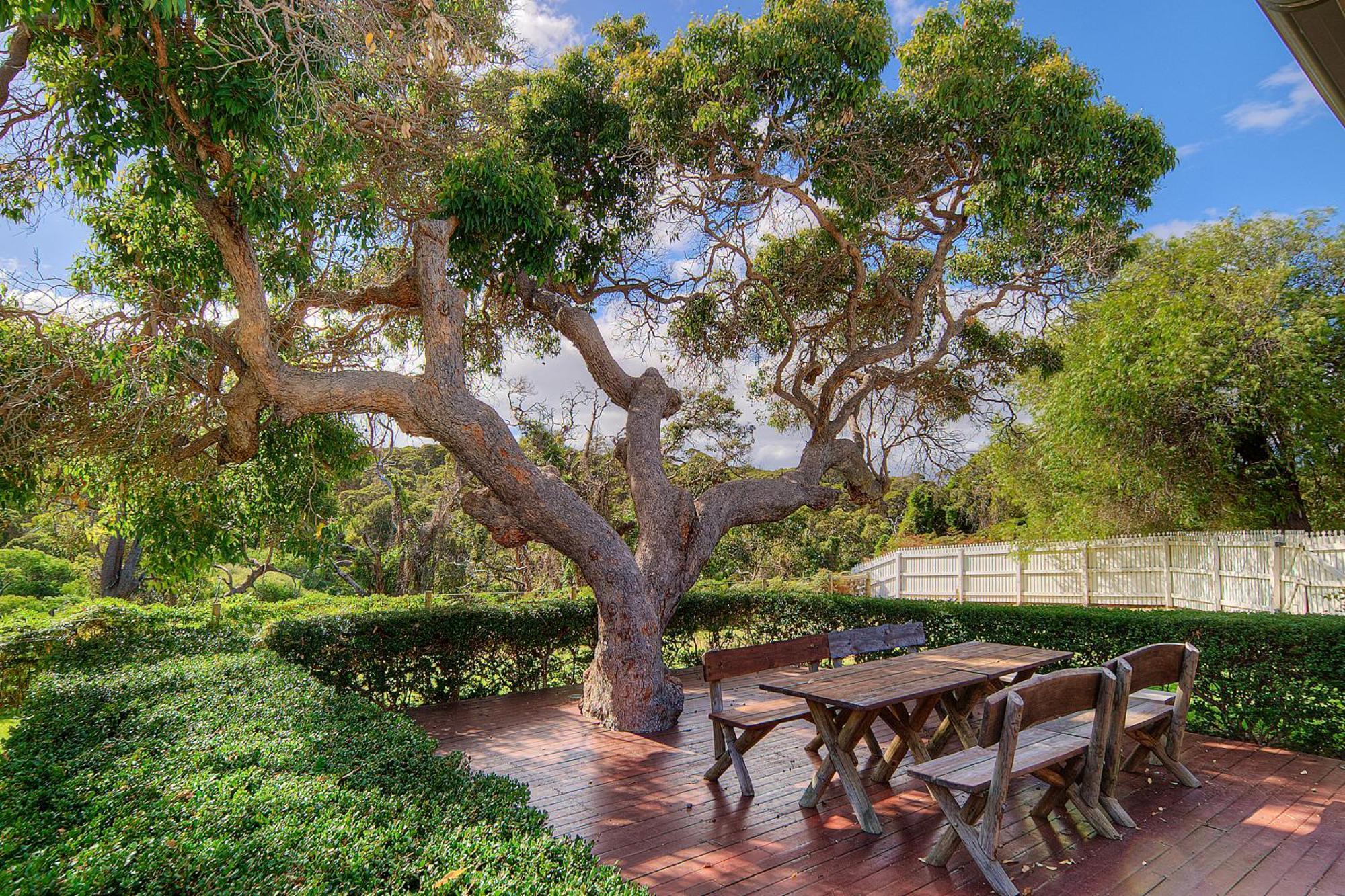Caves House Hotel & Apartments Yallingup Esterno foto